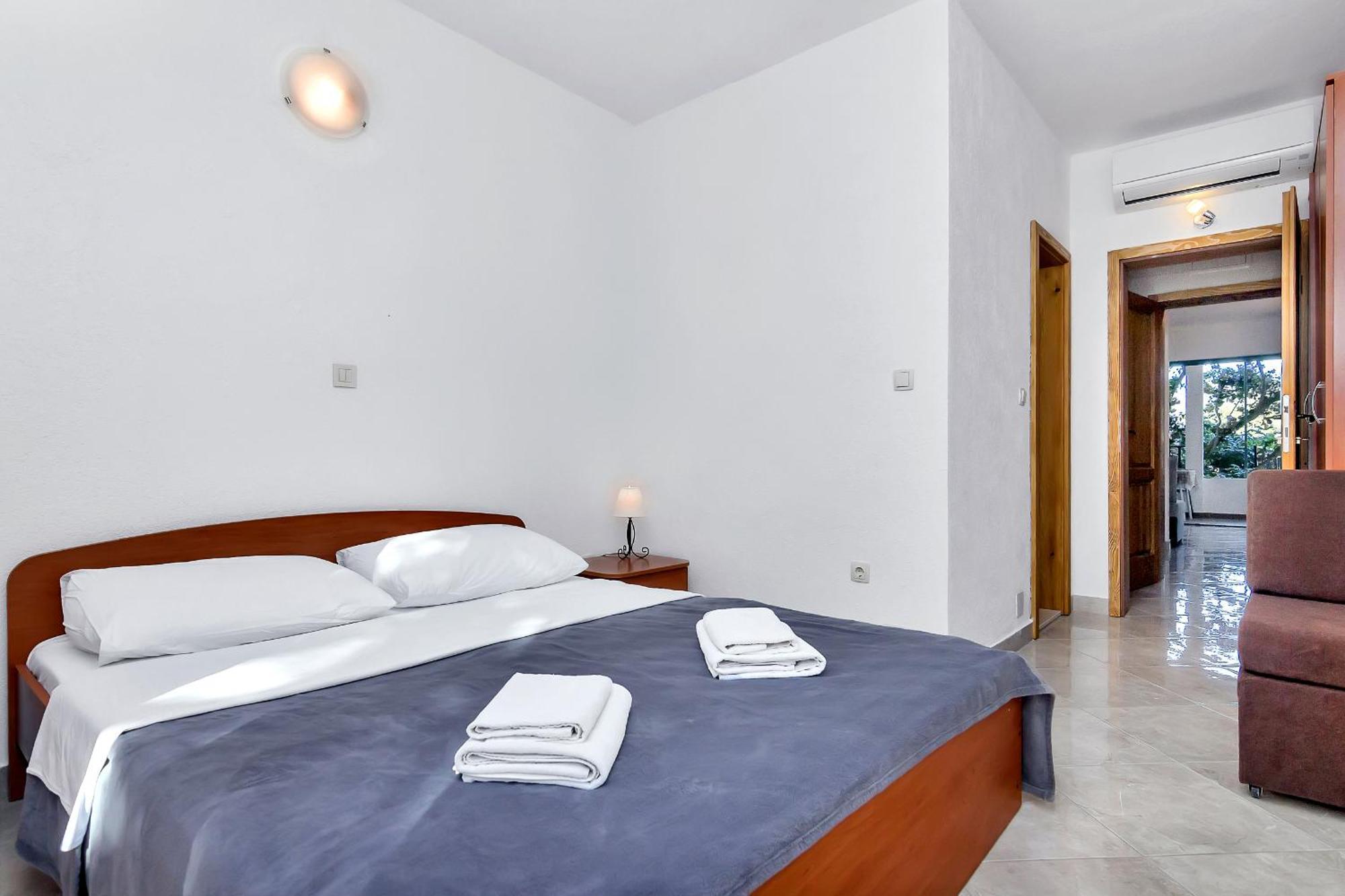 Apartmani Nikola Zastražišće 외부 사진